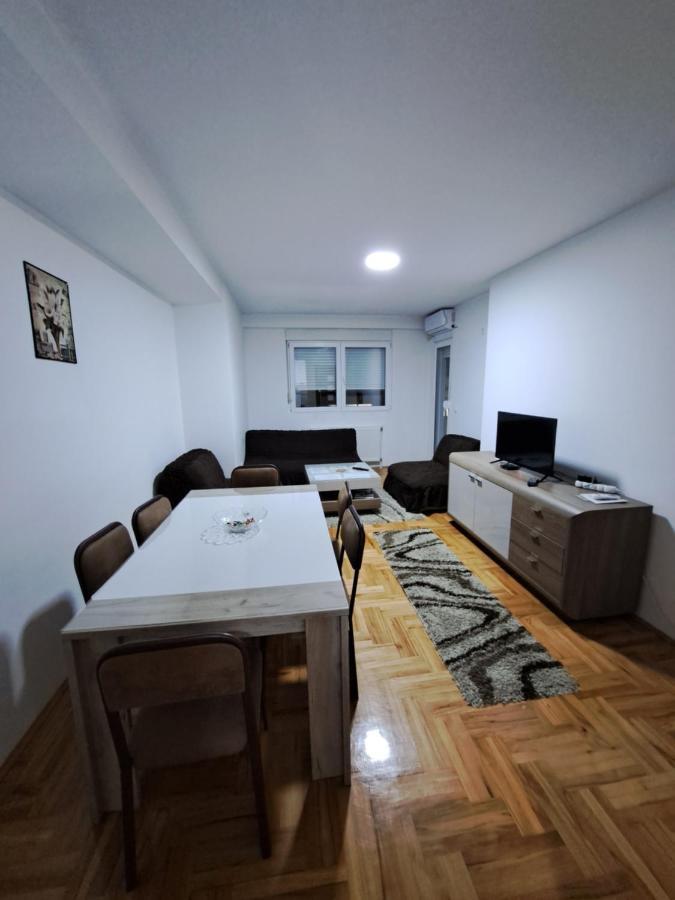 Apartman 弗拉涅 外观 照片